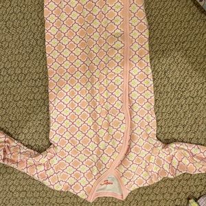 Magnetic Me NB-3m gown